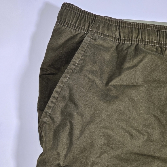 Goodfellow Men's Everyday Short Green Size Large - Picture 5 of 7